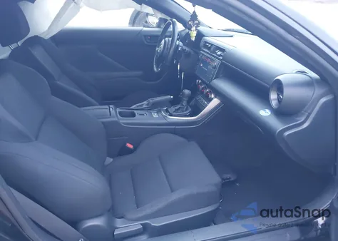 2022 Toyota Gr86 from USA, damaged, VIN JF1ZNBC19N8753663